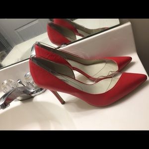 BCBG RED SHOE